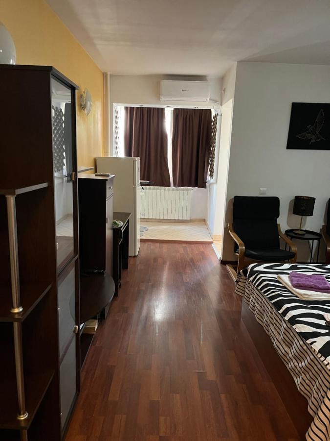 Studiolut_1 Apartment Bukares Bagian luar foto